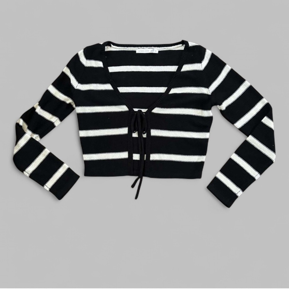 Altar'd State Emery Tie Front Cardigan Black/White M-NWOT - Picture 4 of 7